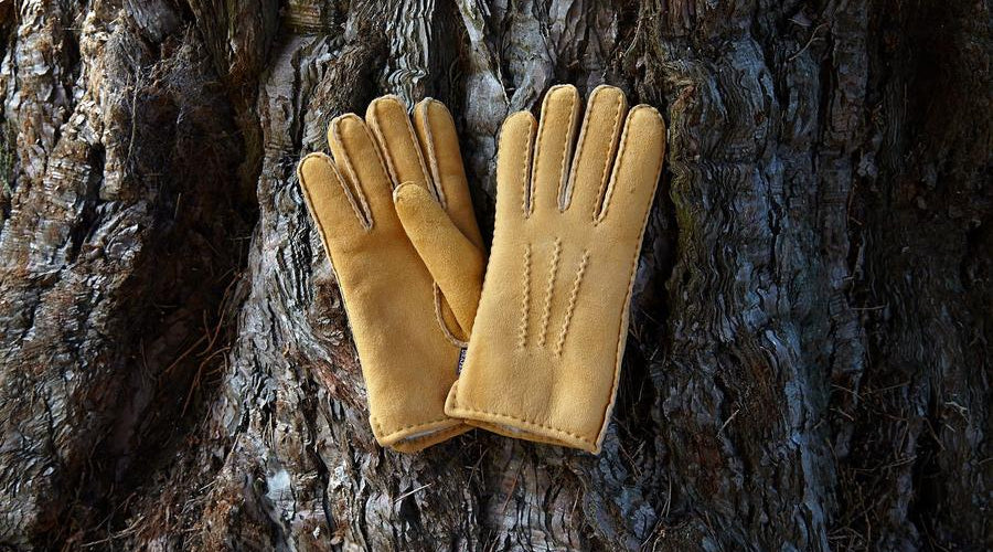Are Sheepskin Gloves Waterproof?
